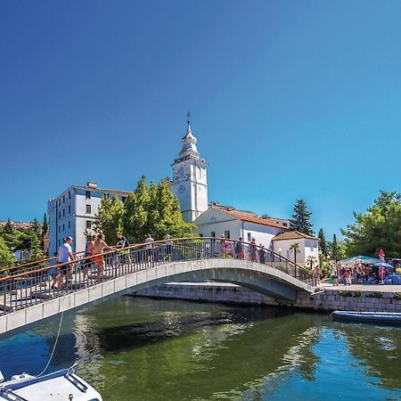 2 Bedroom Lovely Apartment In Crikvenica Zewnętrze zdjęcie